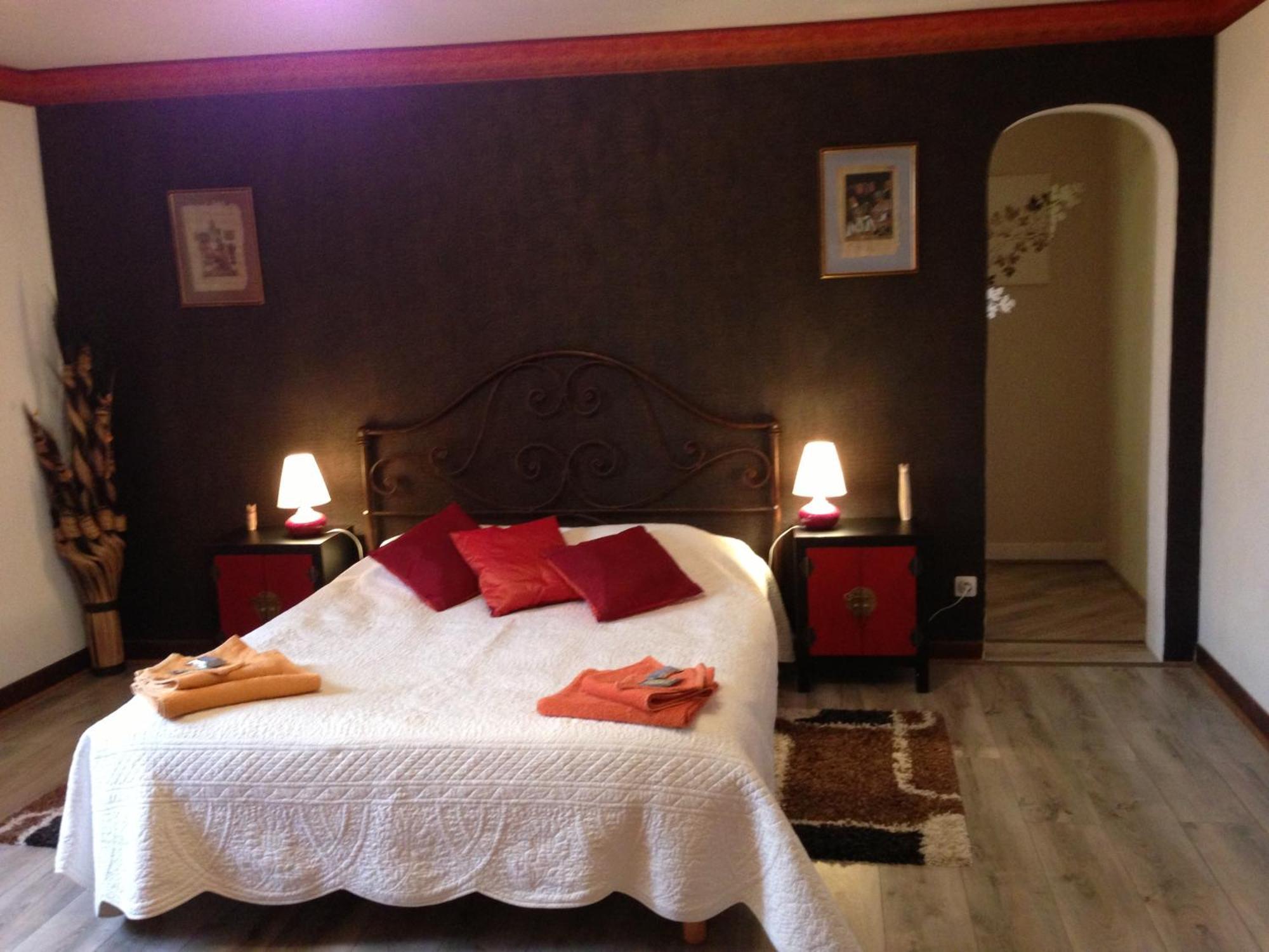 Chartreuse De Dane Bed & Breakfast Saint-Jean-Poutge Exterior photo